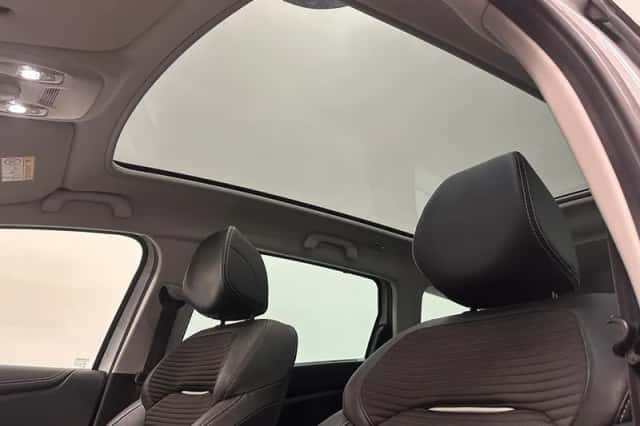 Renault Scénic (2020) thumbnail 9