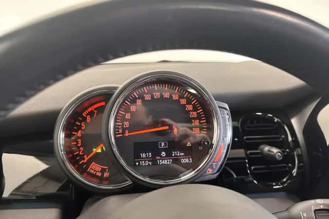 MINI Cooper (2021) thumbnail 19