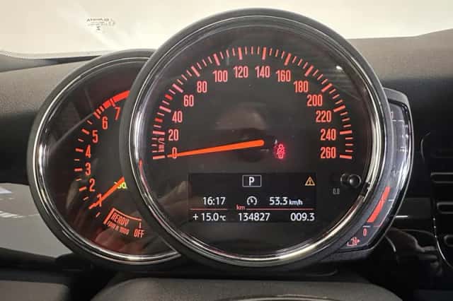 MINI Cooper (2021) thumbnail 25