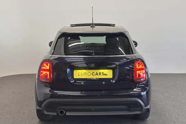 MINI Cooper (2021) thumbnail 10