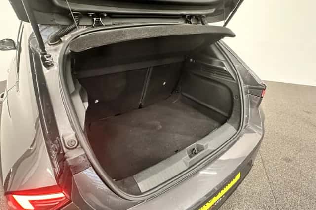 Opel Astra (2023) thumbnail 13