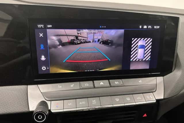 Opel Astra (2023) thumbnail 16