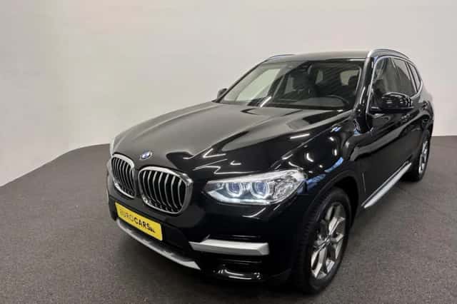 BMW X3 (2021) thumbnail 2