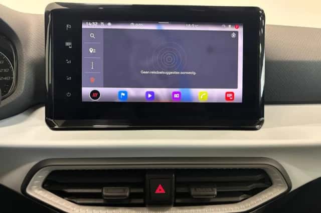 SEAT Arona (2022) thumbnail 17