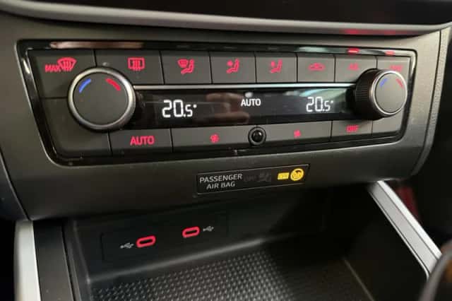 SEAT Arona (2022) thumbnail 28