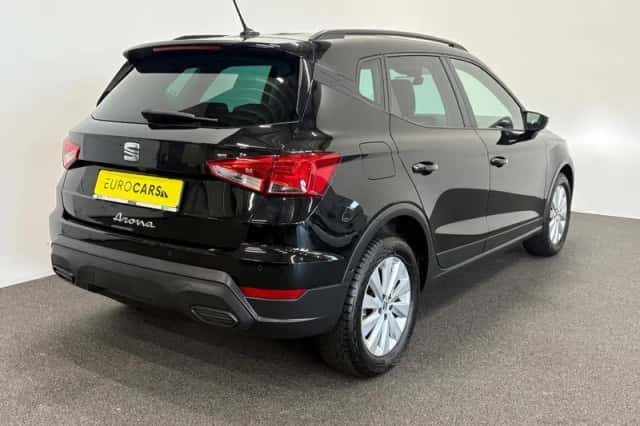 SEAT Arona (2022) thumbnail 8