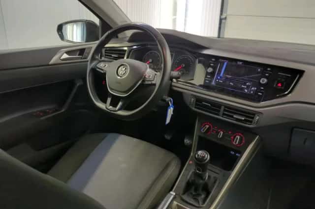 Volkswagen Polo (2021) thumbnail 6