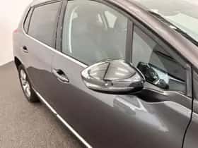 Peugeot 2008 (2015) thumbnail 15