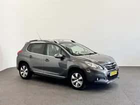 Peugeot 2008 (2015) thumbnail 3