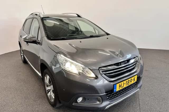 Peugeot 2008 (2015) thumbnail 28