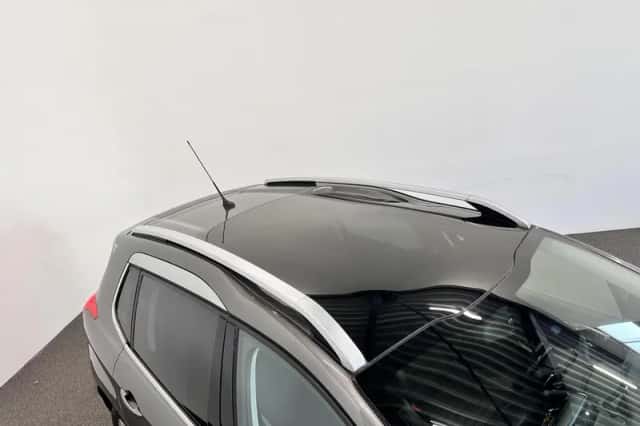 Peugeot 2008 (2015) thumbnail 6