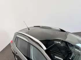 Peugeot 2008 (2015) thumbnail 6