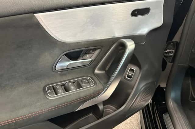 Mercedes-Benz A-Klasse (2021) thumbnail 17