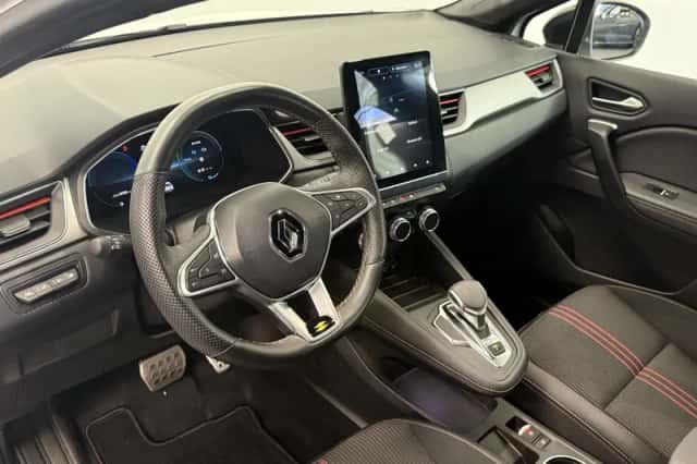 Renault Captur (2022) thumbnail 19