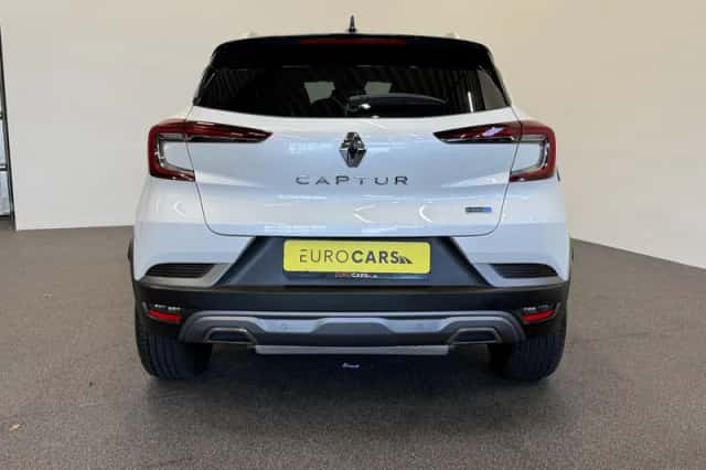Renault Captur (2022) thumbnail 8