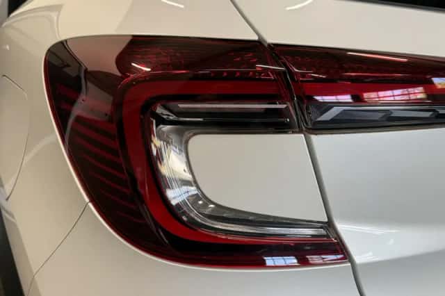 Renault Captur (2022) thumbnail 10