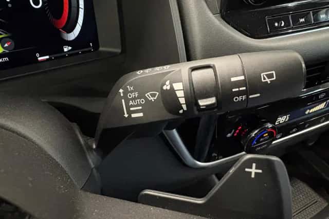 Nissan Qashqai (2022) thumbnail 17
