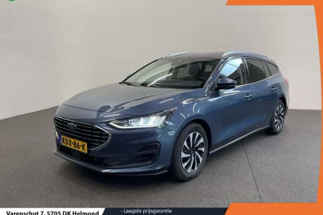 Ford Focus (2022) thumbnail 1