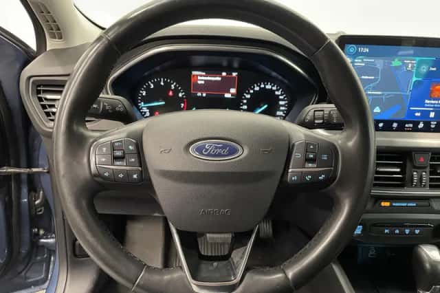 Ford Focus (2022) thumbnail 19