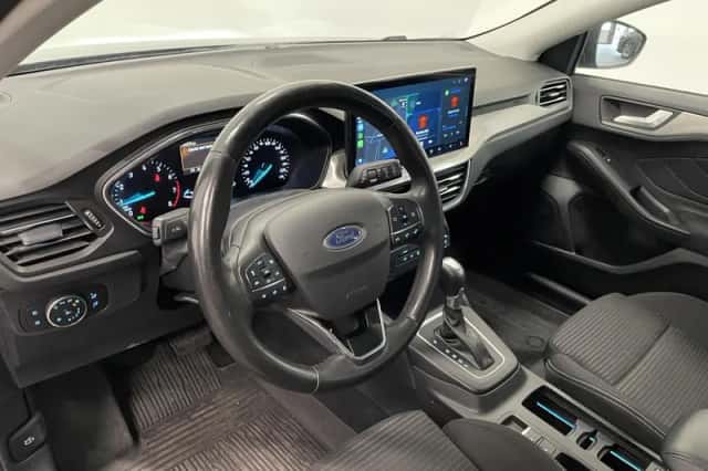 Ford Focus (2022) thumbnail 10