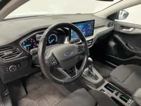 Ford Focus (2022) thumbnail 10