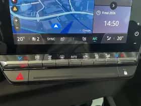 Renault Austral (2024) thumbnail 22