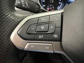 Volkswagen Passat (2022) thumbnail 17