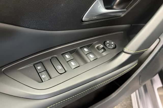 Peugeot 308 (2025) thumbnail 14