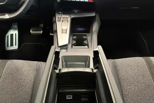 Peugeot 308 (2025) thumbnail 27