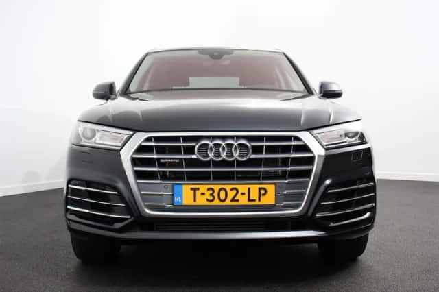 Audi Q5 (2020) thumbnail 2