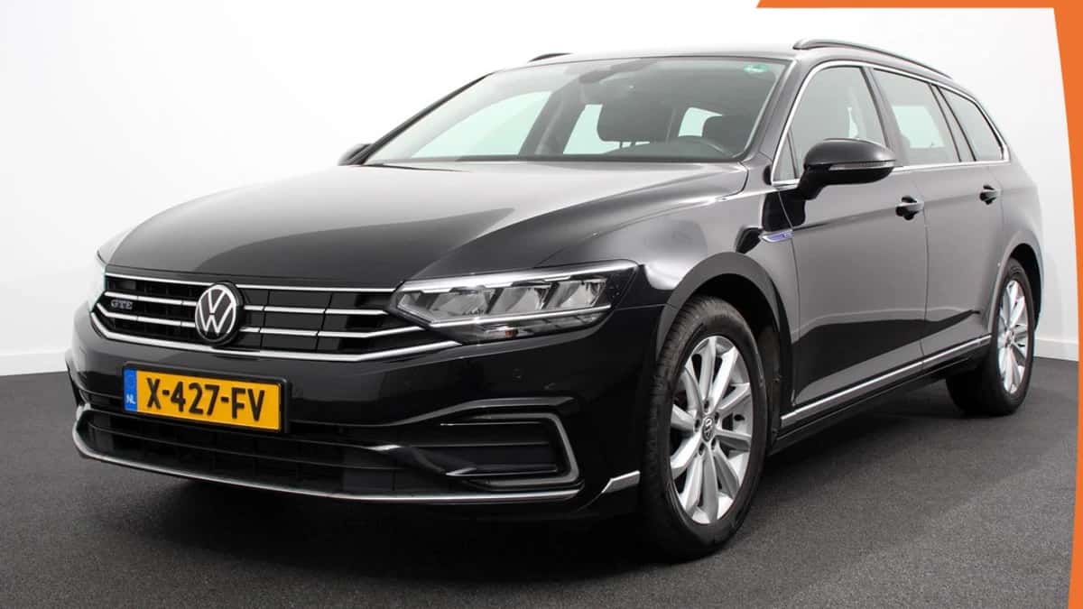 Volkswagen Passat (2020) — foto 1
