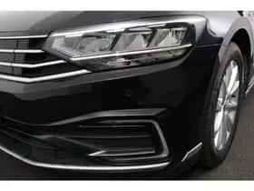 Volkswagen Passat (2020) thumbnail 22