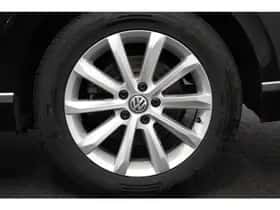 Volkswagen Passat (2020) thumbnail 23