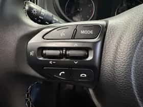 Kia Picanto (2022) thumbnail 14