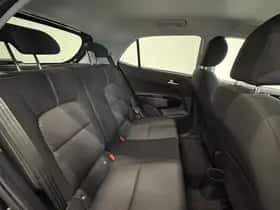 Kia Picanto (2022) thumbnail 26