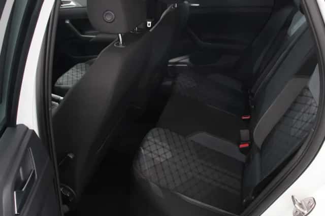 Volkswagen Polo (2023) thumbnail 35