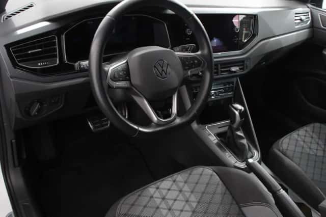 Volkswagen Polo (2023) thumbnail 2