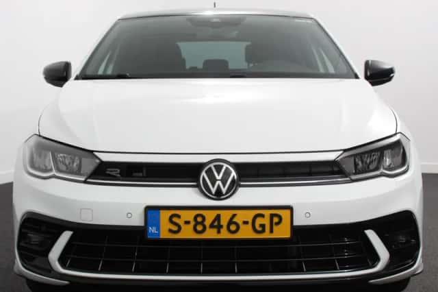 Volkswagen Polo (2023) thumbnail 4