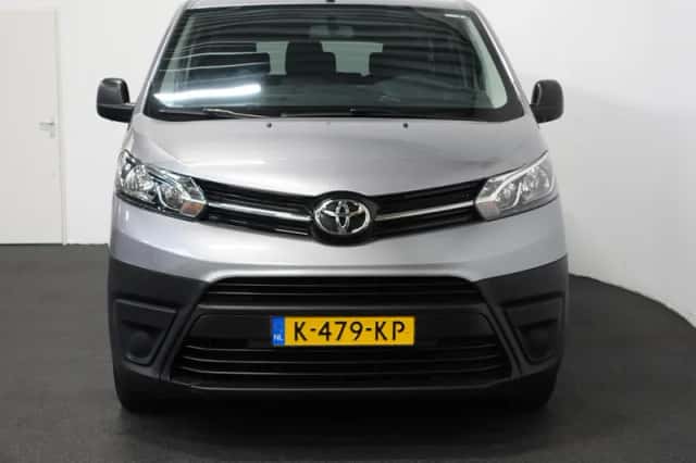 Toyota Proace (2021) thumbnail 32