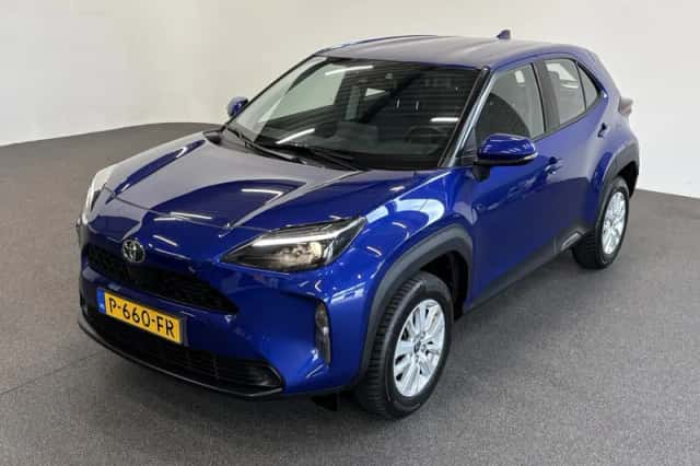 Toyota Yaris Cross (2022) thumbnail 2