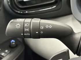 Toyota Yaris Cross (2022) thumbnail 16