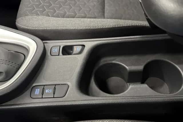 Toyota Yaris Cross (2022) thumbnail 27
