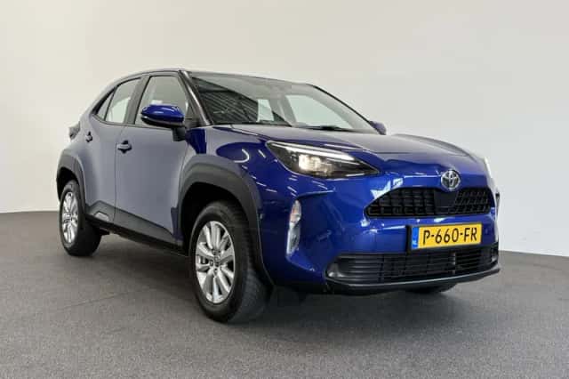 Toyota Yaris Cross (2022) thumbnail 4