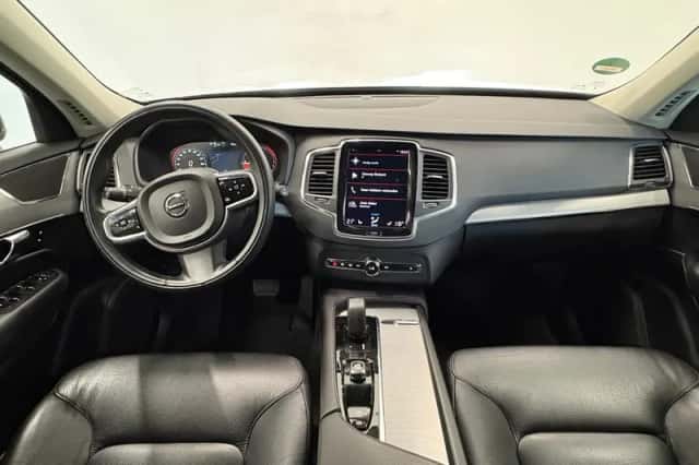 Volvo XC90 (2021) thumbnail 12