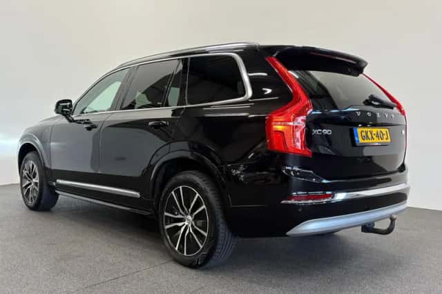Volvo XC90 (2021) thumbnail 8