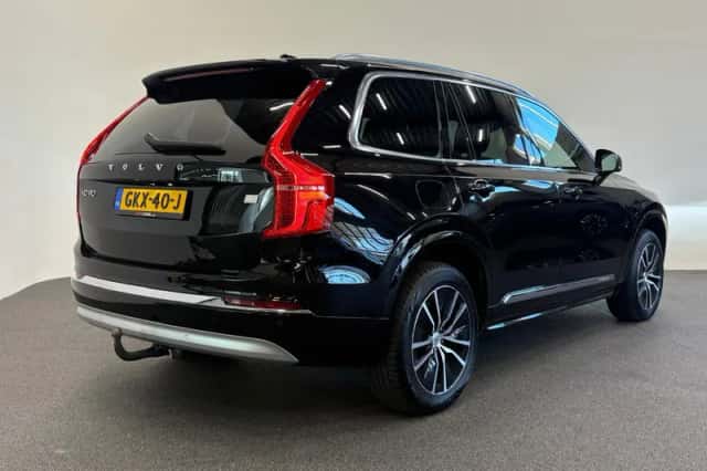 Volvo XC90 (2021) thumbnail 10