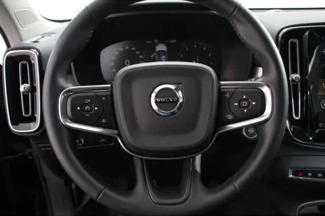 Volvo XC40 (2021) thumbnail 14