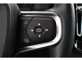 Volvo XC40 (2021) thumbnail 15