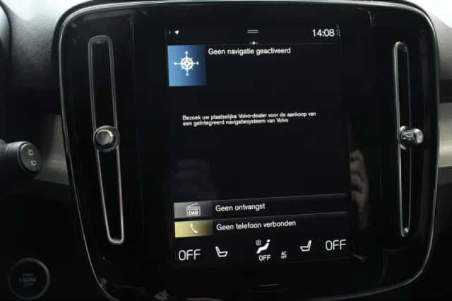 Volvo XC40 (2021) thumbnail 19