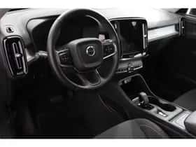 Volvo XC40 (2021) thumbnail 7